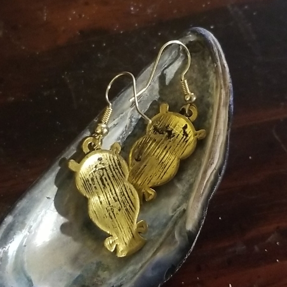 Gold tone owl earrings - Picture 2 of 3